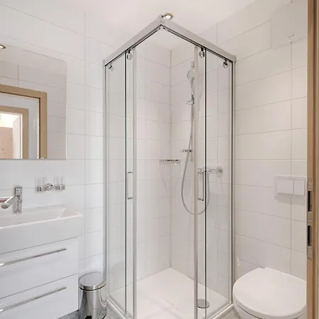Tuftra Penthouse 4 Guests *
